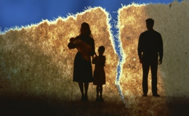 Provérbios 31:21-22 – Casa forrada com roupa dobrada img