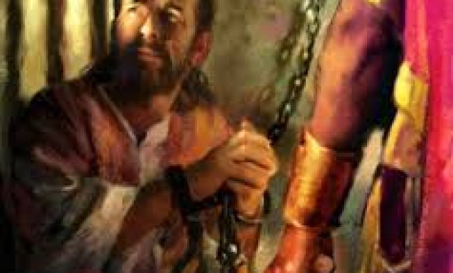 Eles estão no Templo – Atos 5:25 img